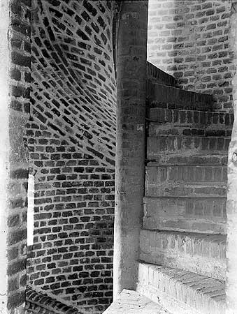This spiral stair at Faulkbourne Hall, dating from before 1494, shows the versatility of brick as a construction material. 